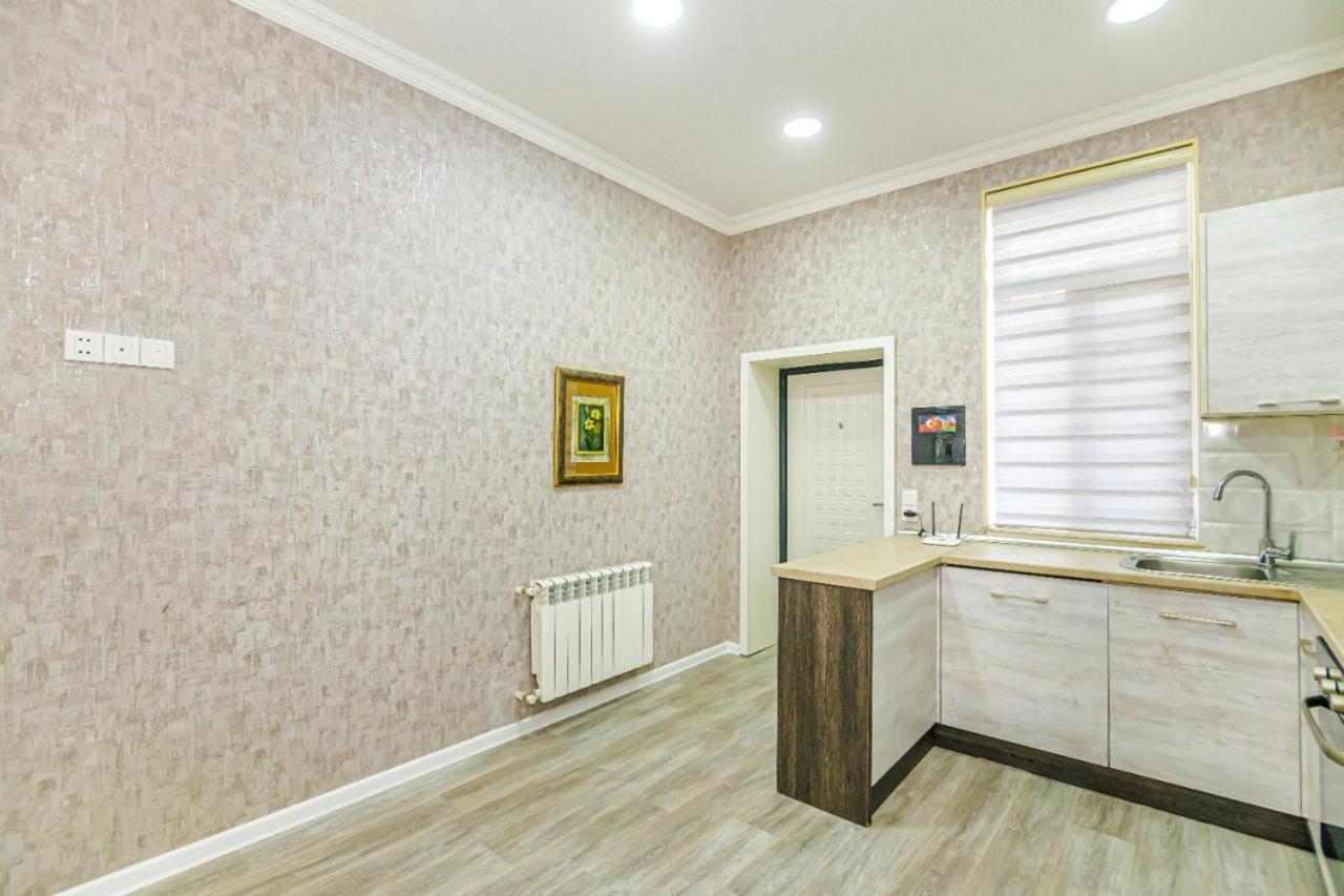 M Estate 1 Room Targovu Baku Luaran gambar